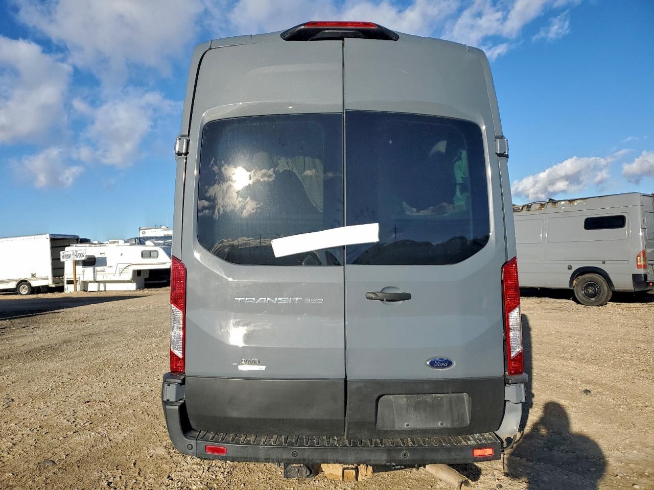 2022 Ford Transit T-350