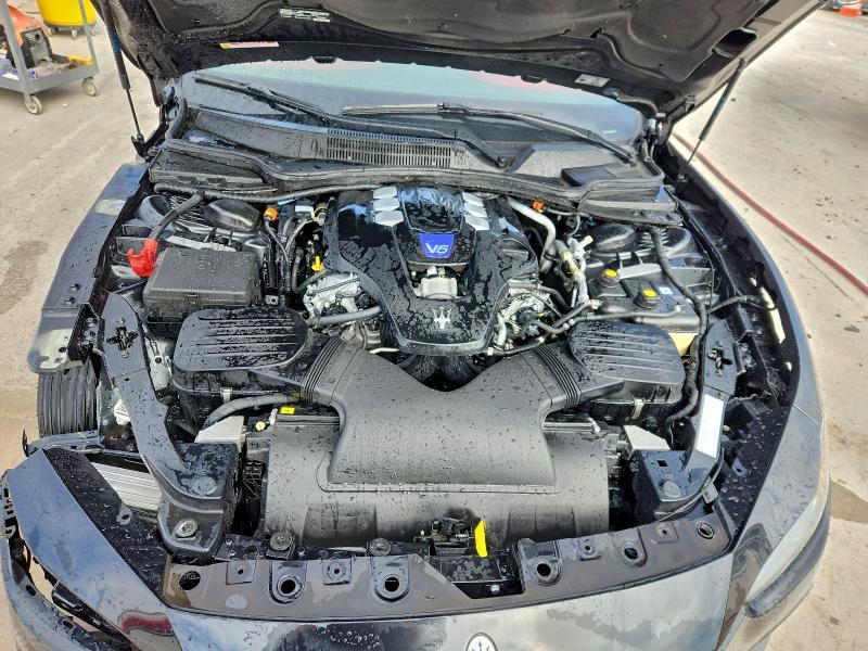 2022 Maserati Ghibli Modena