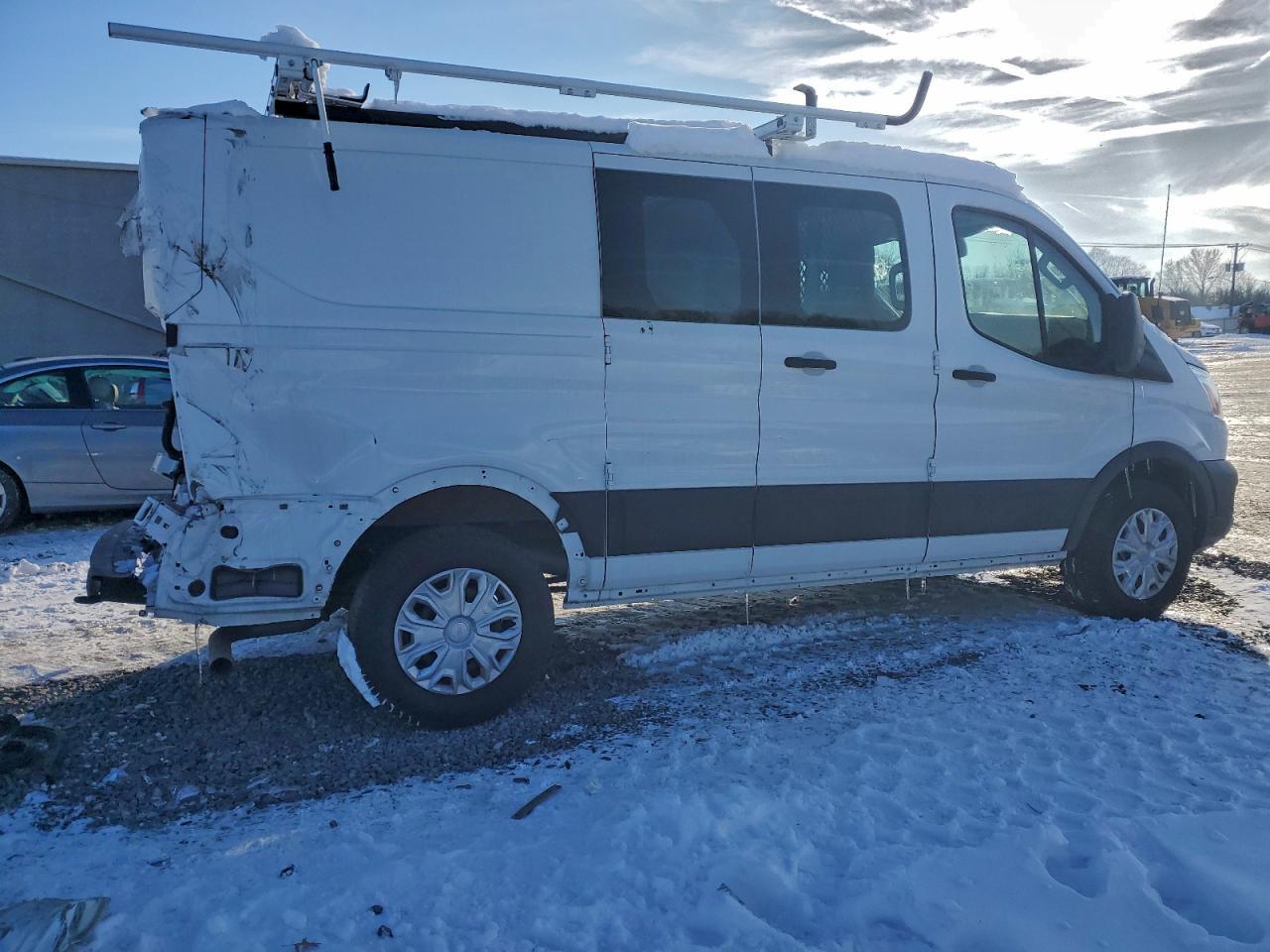 2022 Ford Transit T-250