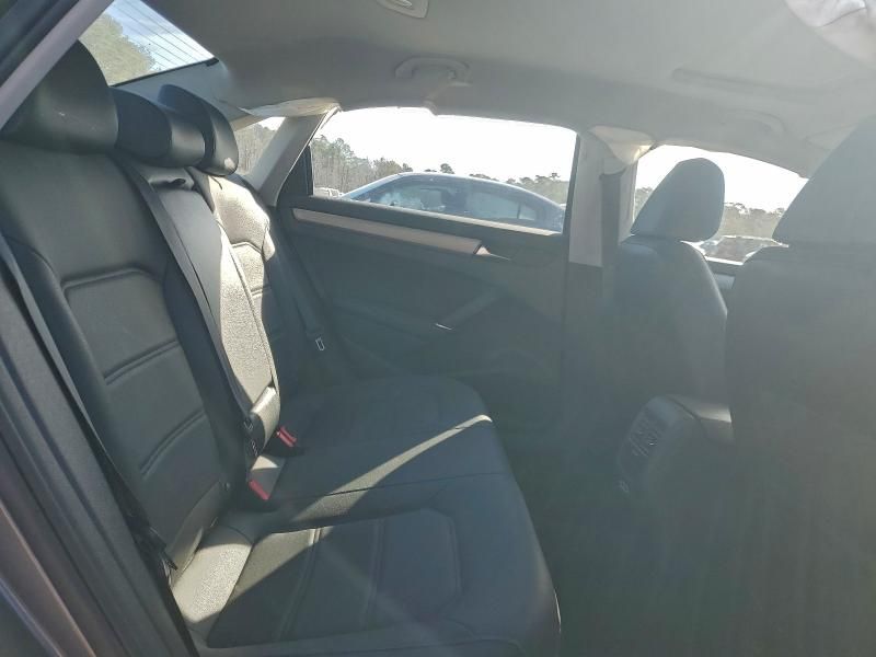 2021 Volkswagen Passat se