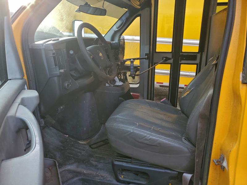 2011 Chev 2011 Thms Minotour G-School Bus