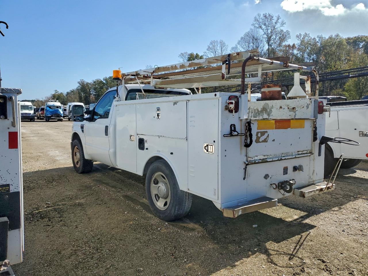 2008 Ford F350 4X2 SRW Splice Truck