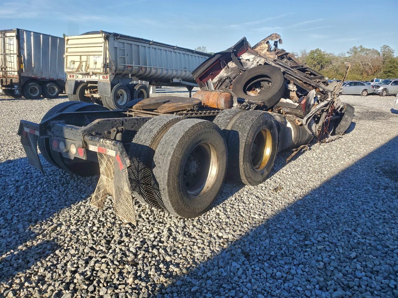 2018 Kenworth T680 Semi Truck
