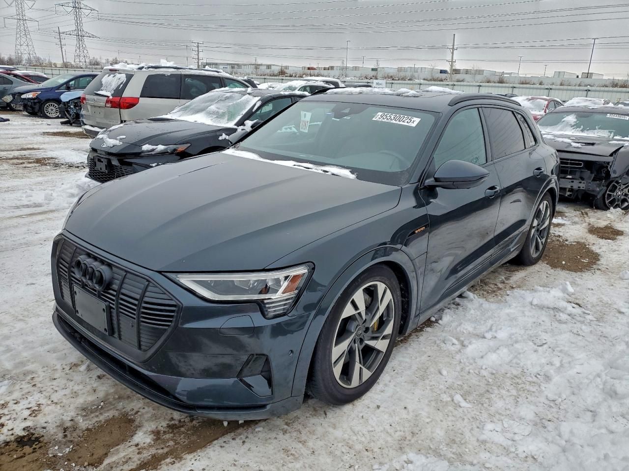 2022 Audi E-tron Premium Plus