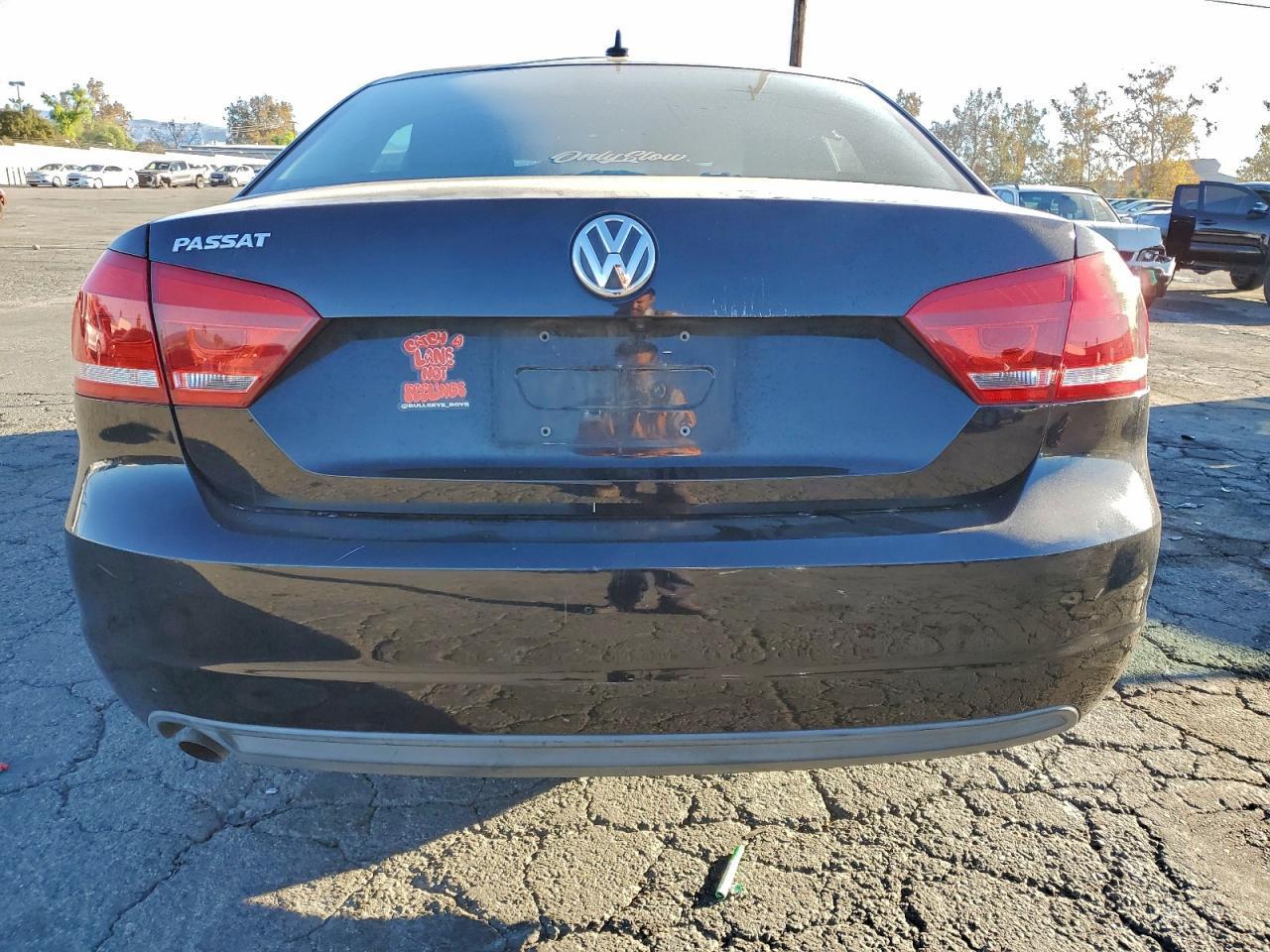 2014 Volkswagen Passat s