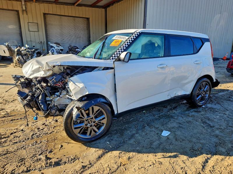 2022 KIA Soul ex
