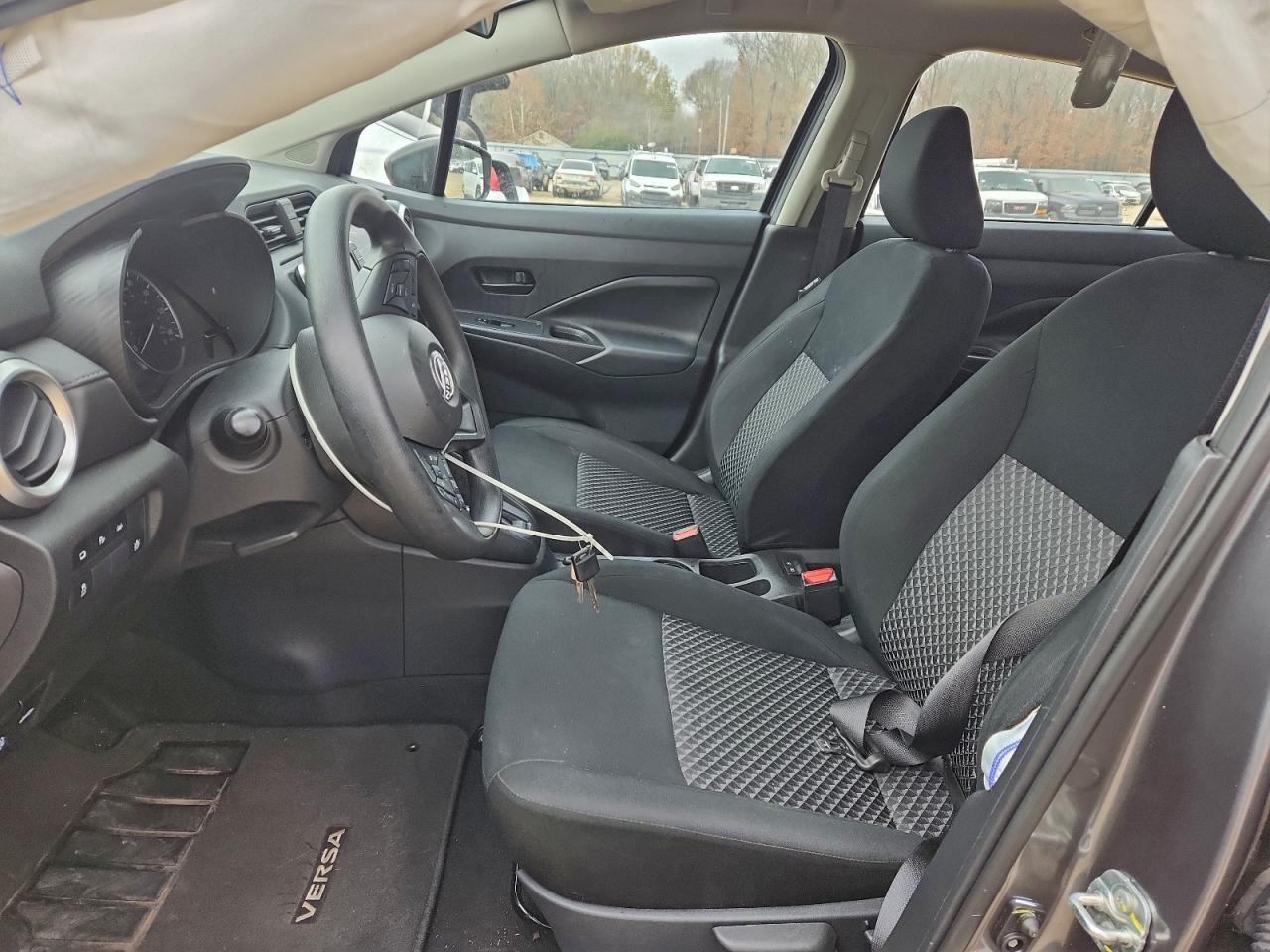 2024 Nissan Versa s
