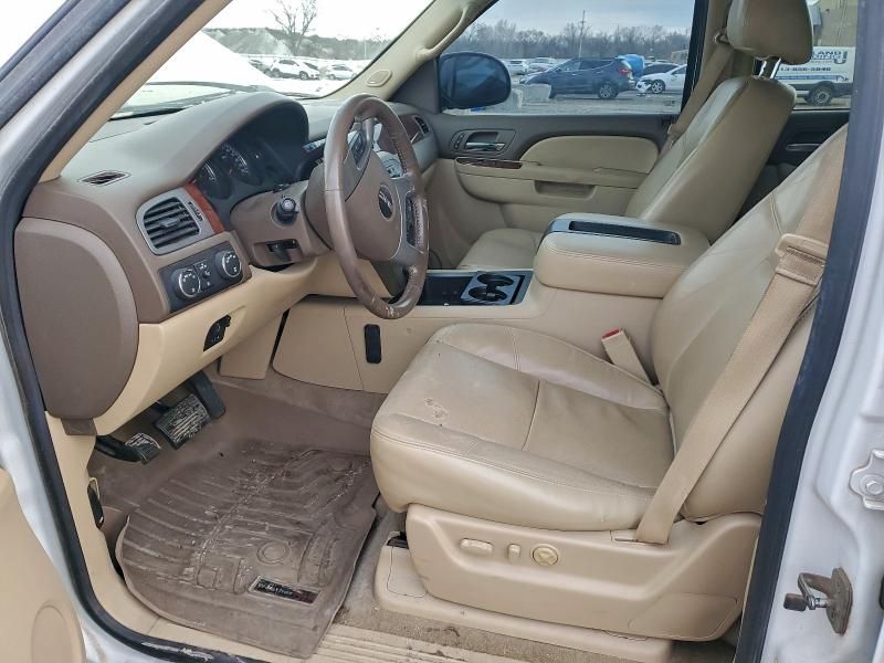 2013 GMC Yukon xl K1500 slt