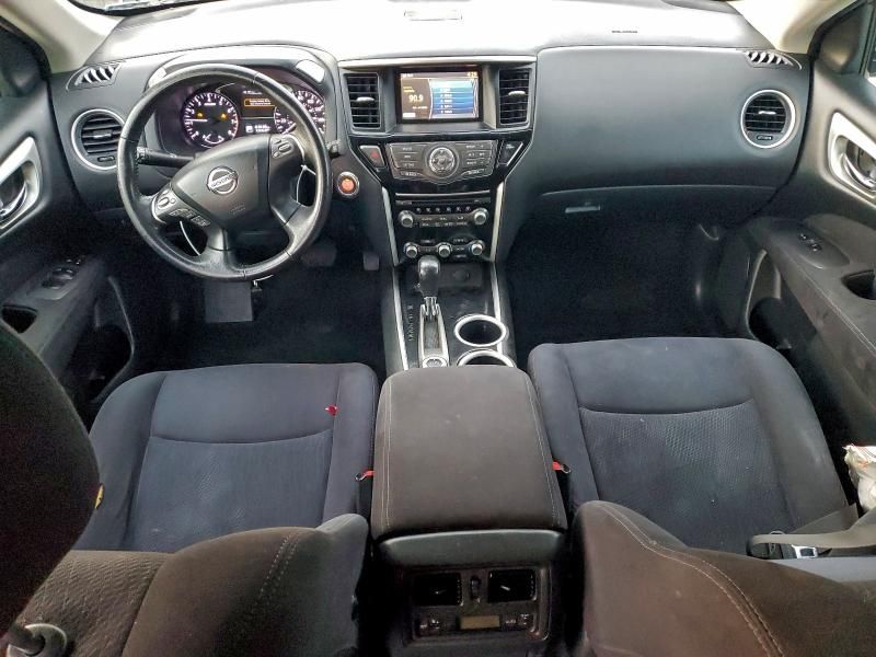 2013 Nissan Pathfinder s