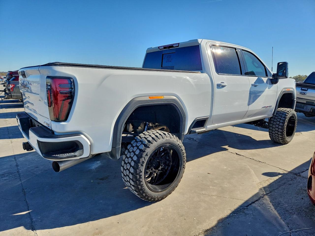 2025 GMC Sierra K3500 AT4