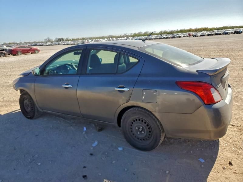 2018 Nissan Versa s