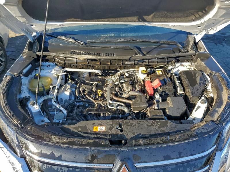 2025 Mitsubishi Outlander se