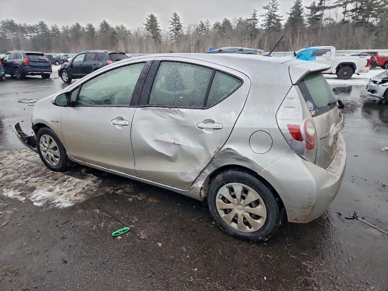 2013 Toyota Prius c
