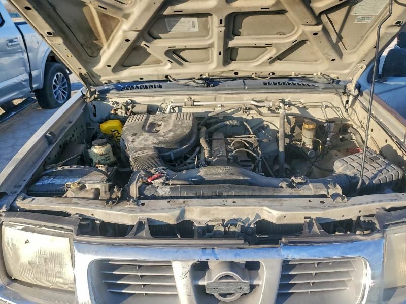 2000 Nissan Frontier King cab xe