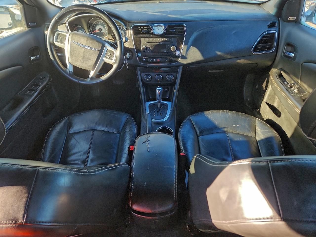 2013 Chrysler 200 Limited