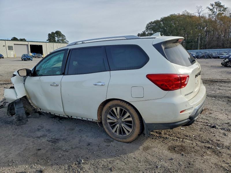 2019 Nissan Pathfinder s