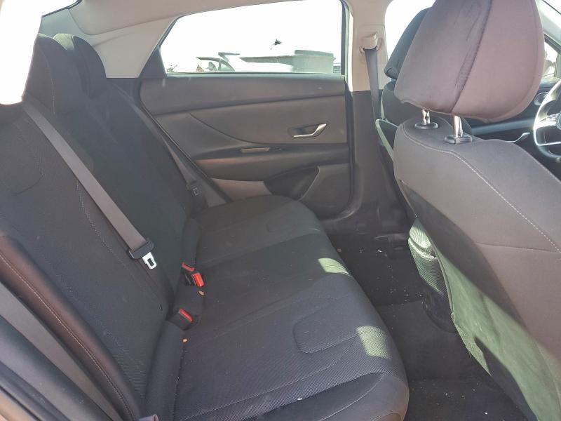 2023 Hyundai Elantra se