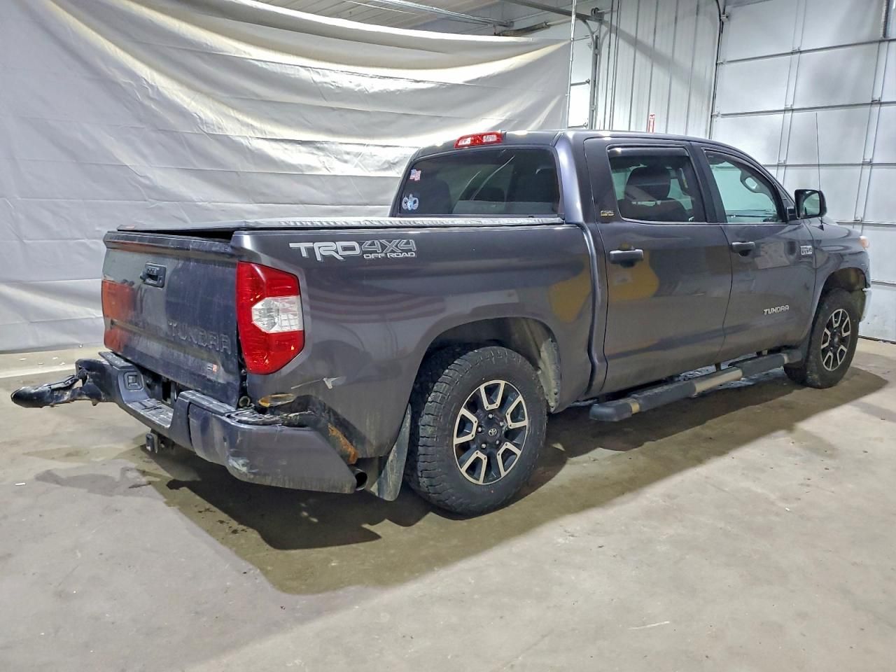 2016 Toyota Tundra Crewmax SR5