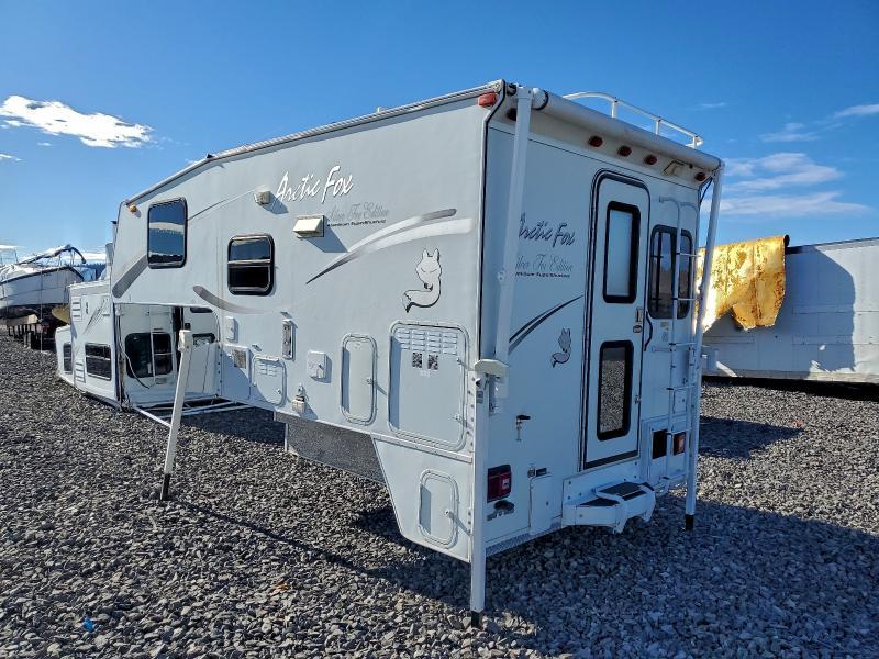 2005 Arctic Cat C860sa Truck Camper-camper