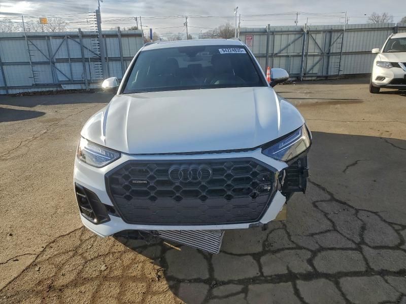 2025 Audi Q5 Premium 45