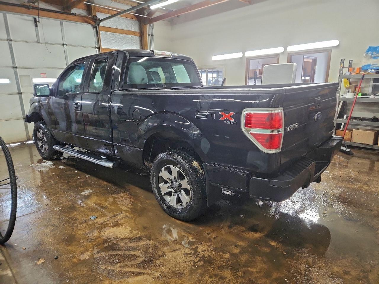 2012 Ford F150 Super cab