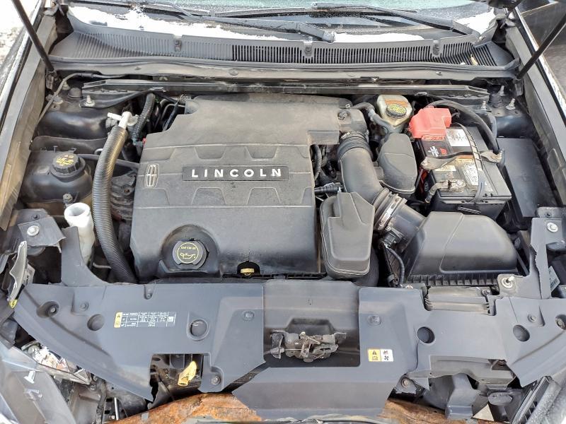 2014 Lincoln Townhouse MKS