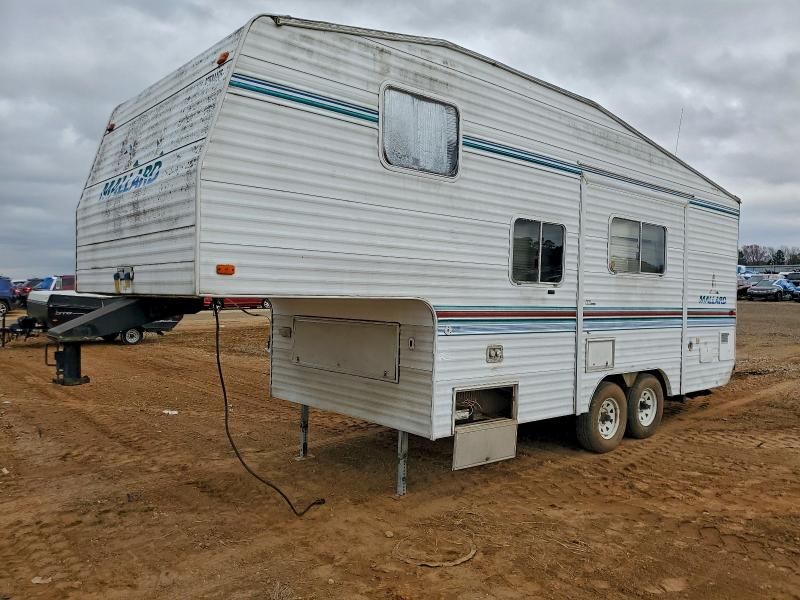 2000 Fleetwood Travel