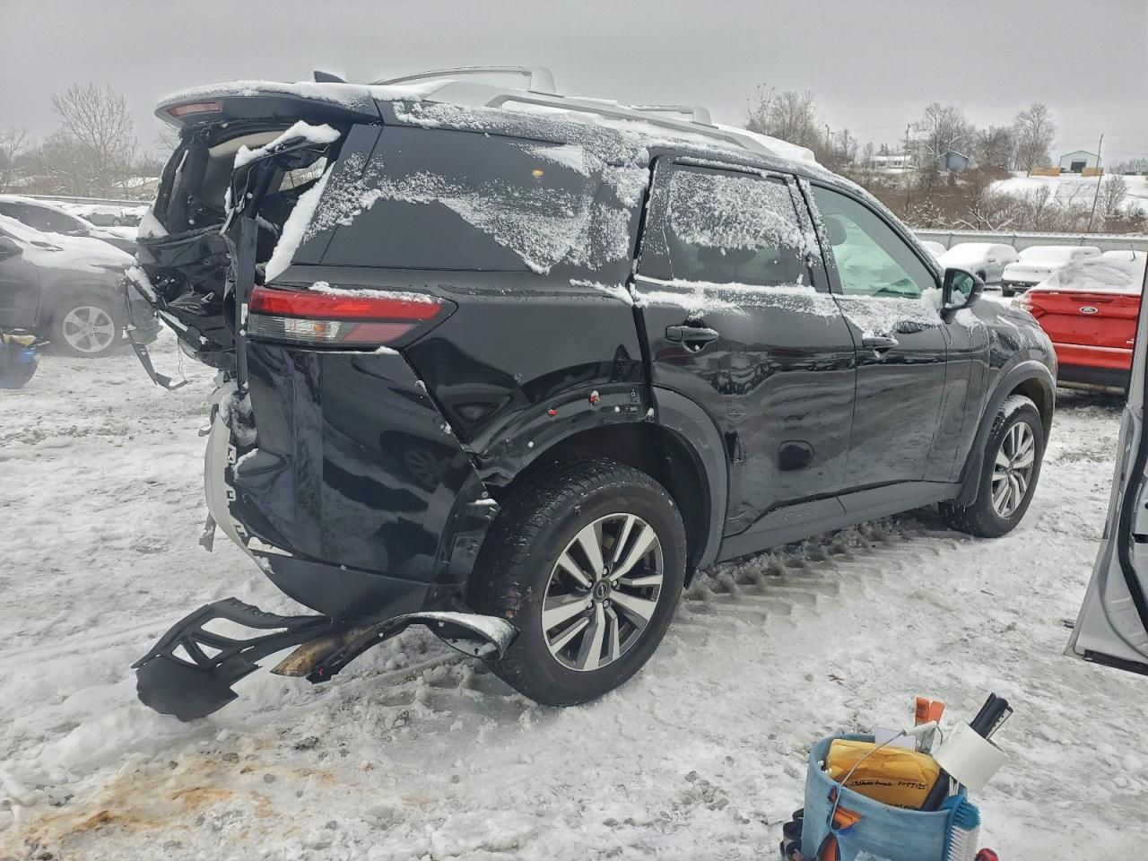 2023 Nissan Pathfinder sl