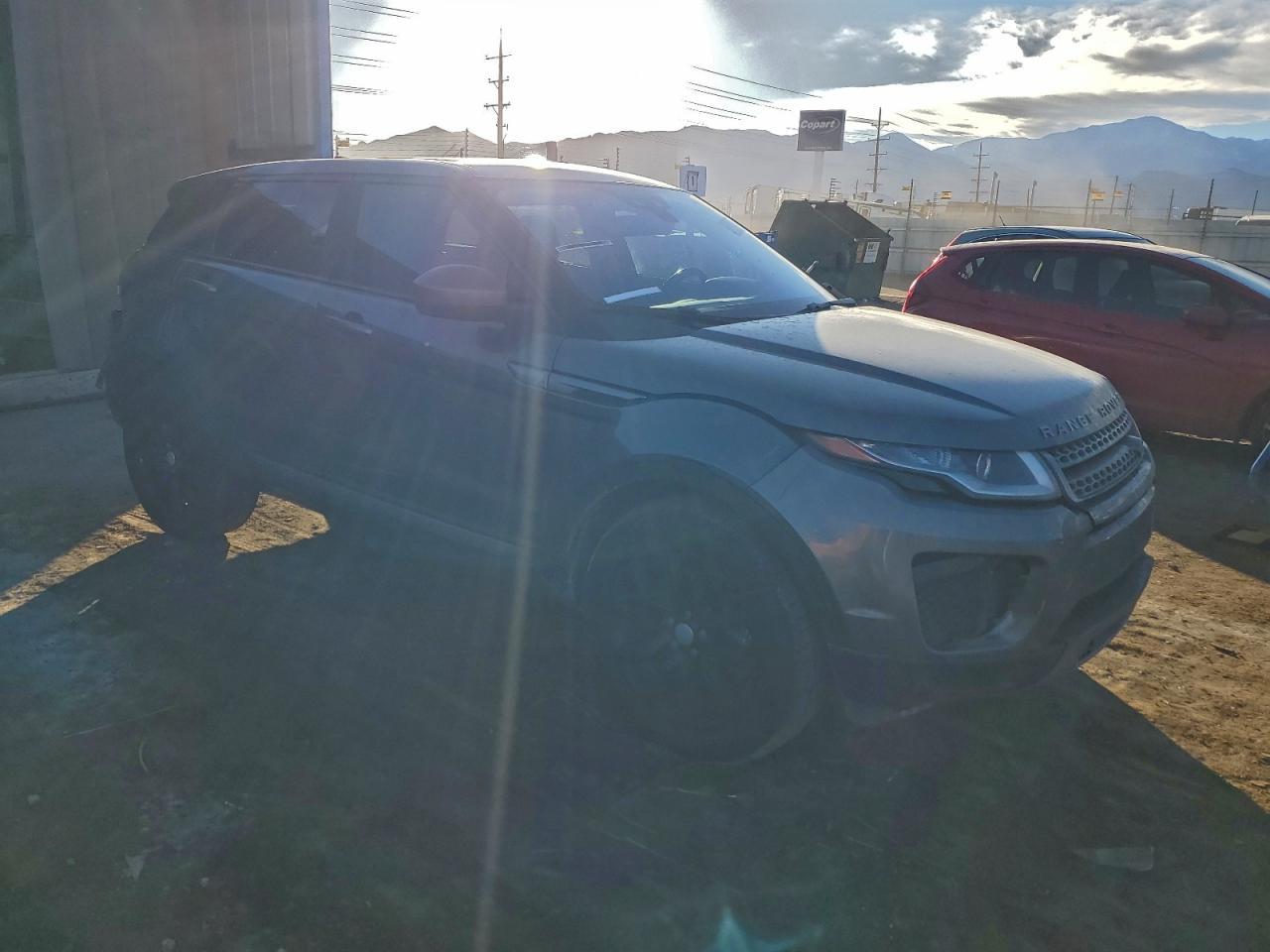 2018 Landau Boat Co Range Rover Evoque se