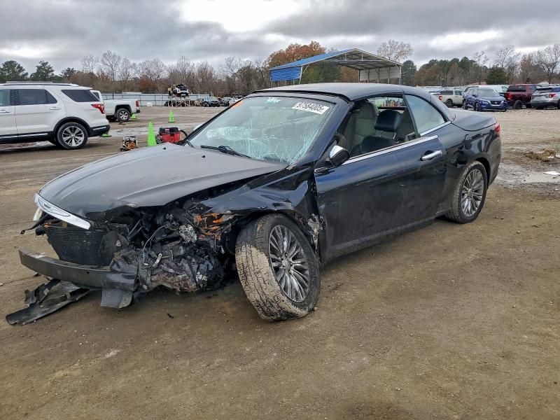 2014 Chrysler 200 Limited