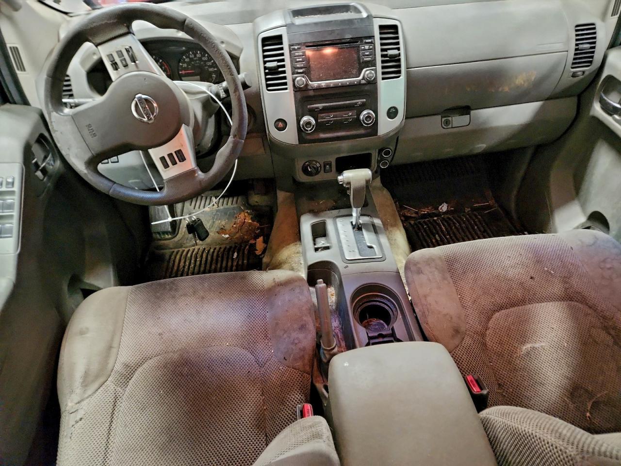 2016 Nissan Frontier SV