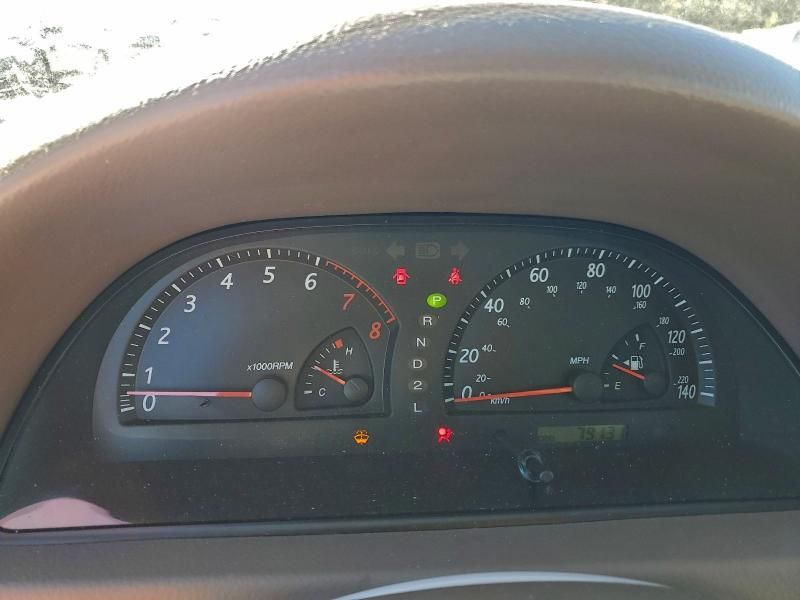 2003 Toyota Camry le