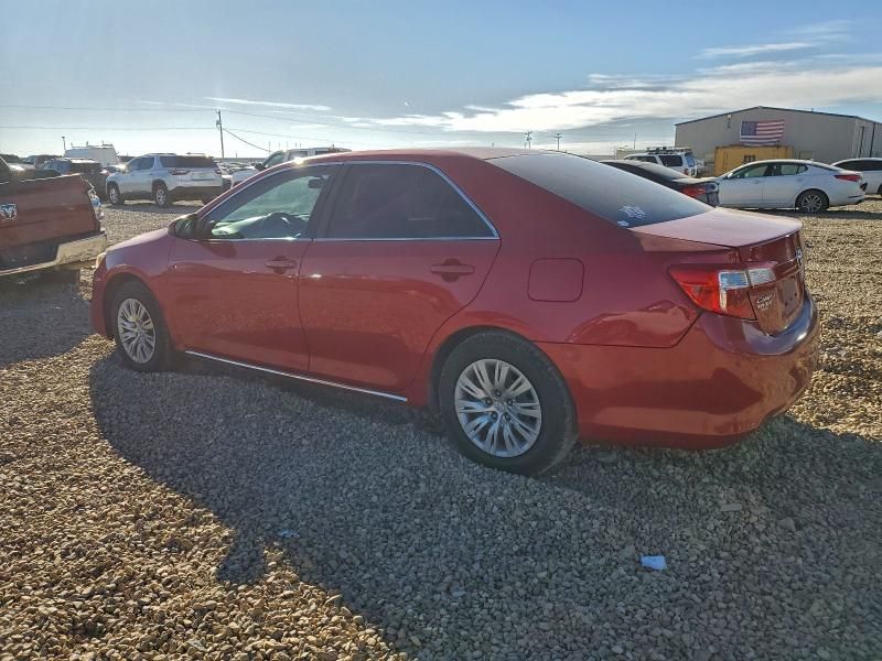 2014 Toyota Camry le