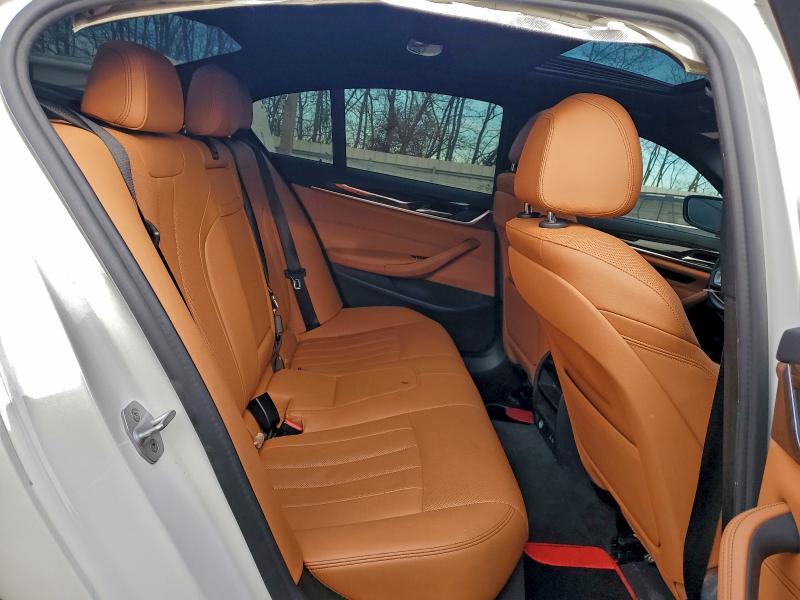2021 BMW 530 xi