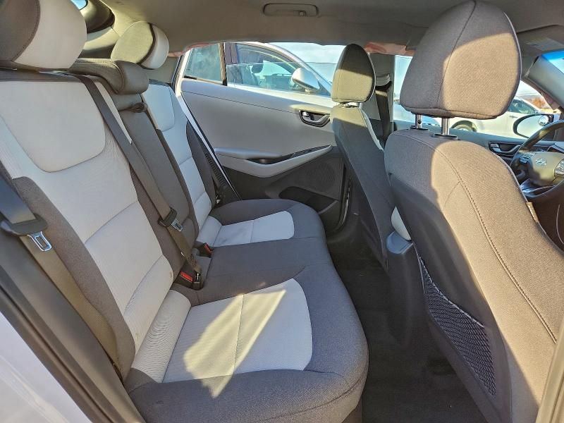 2020 Hyundai Ioniq se