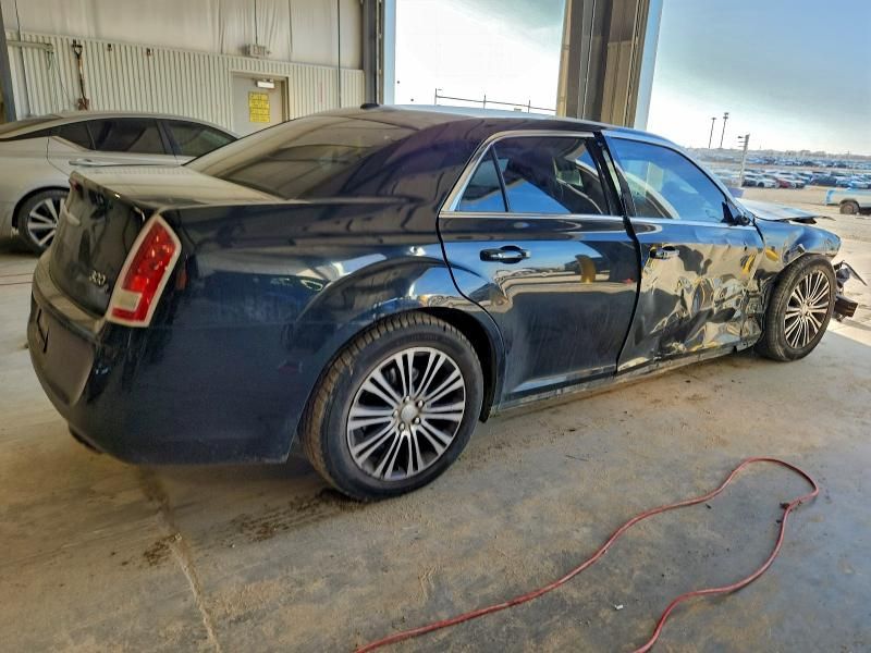 2014 Chrysler 300 s