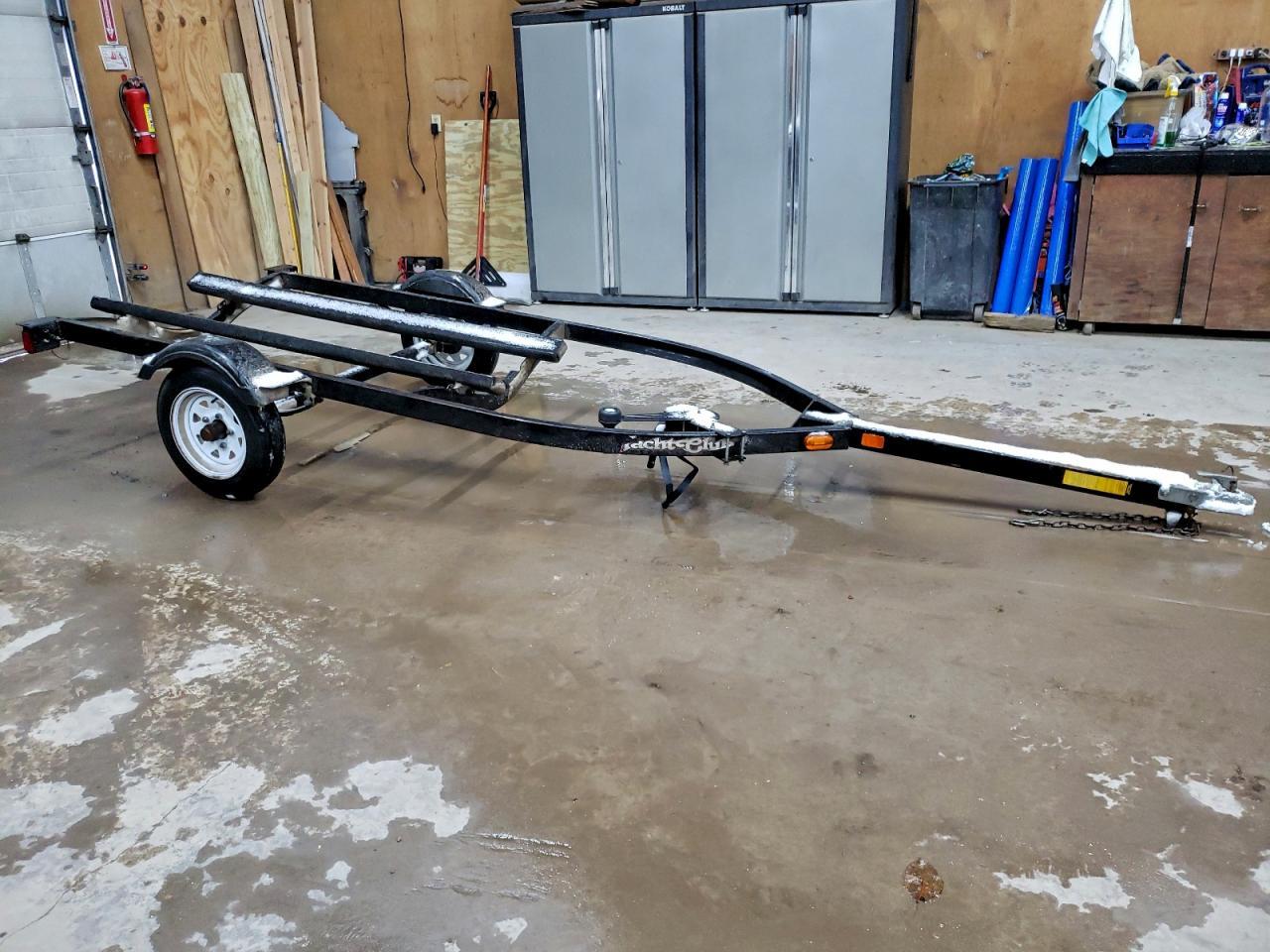 2014 Yacht Club 2014 HLT WC112 Boat Trailer