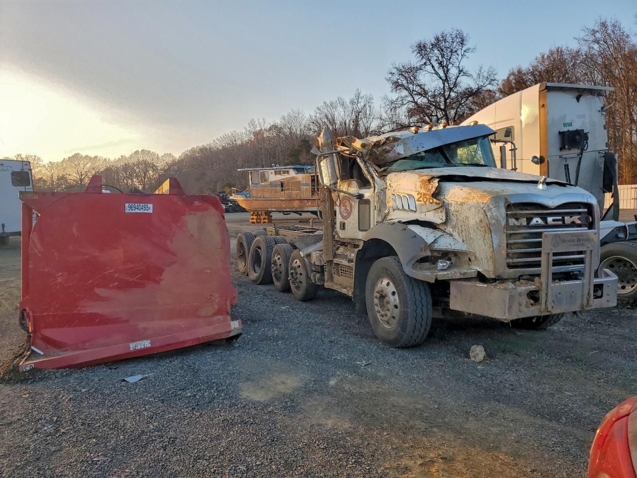 2020 Mack Granite-Dump Truck
