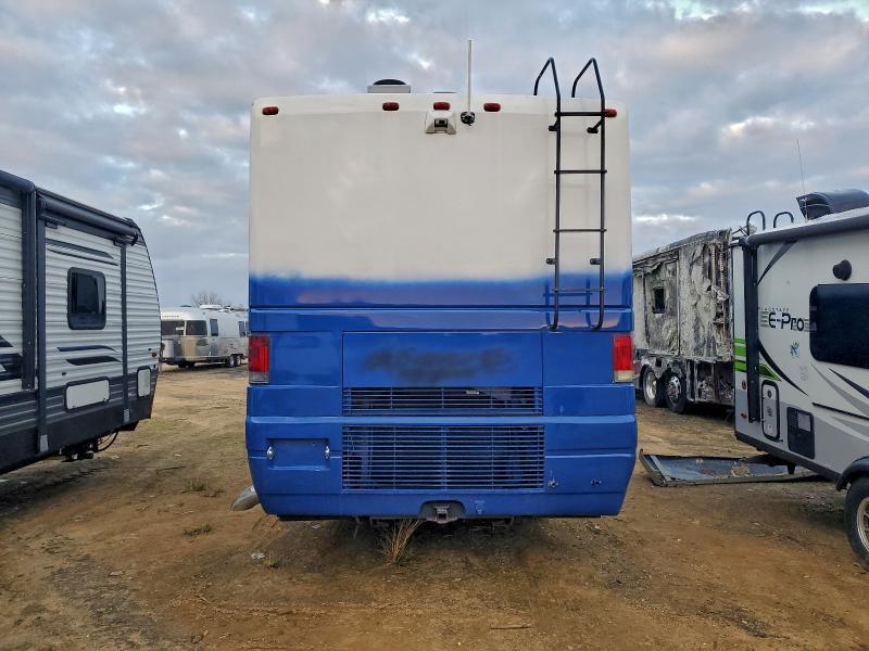 2006 Nationalrv 2006 Freightliner Chassis x Line Motor Home