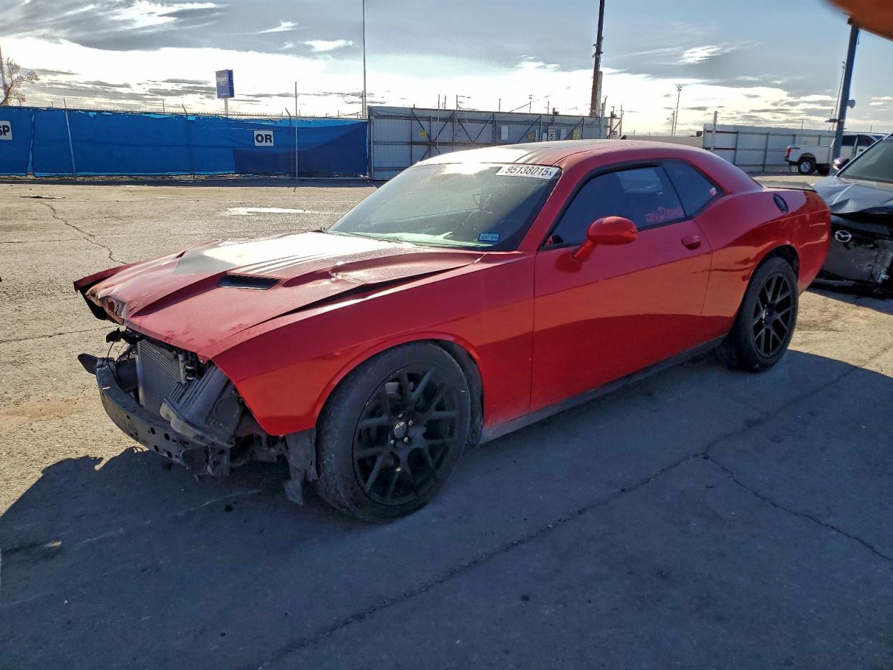 2015 Dodge Challenger sxt Plus