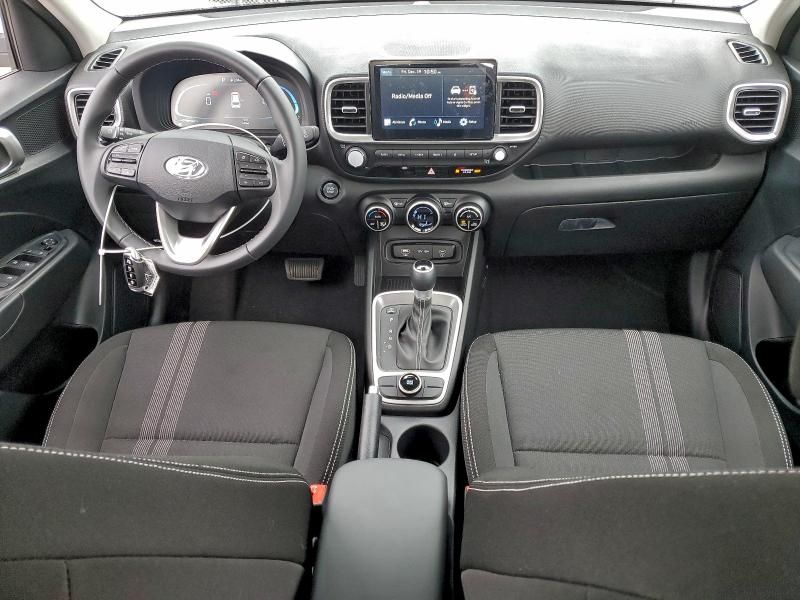 2025 Hyundai Venue sel