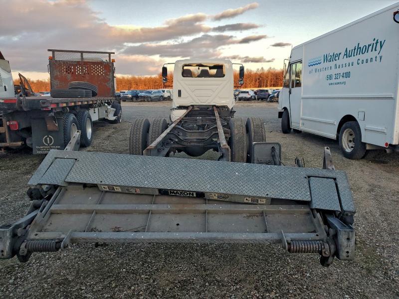 2017 International 4300 Truck Cab AND Chassis