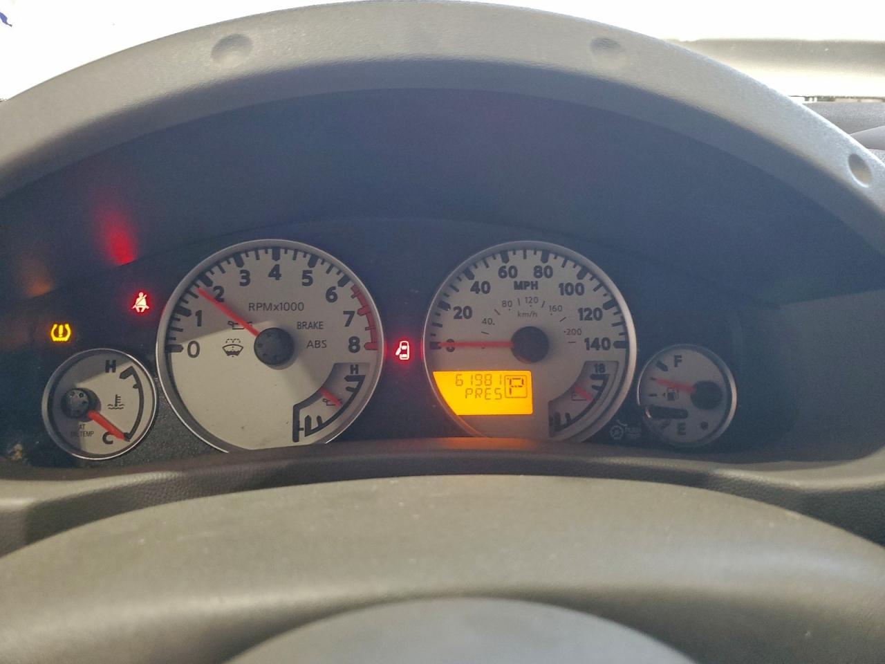 2012 Nissan Frontier s