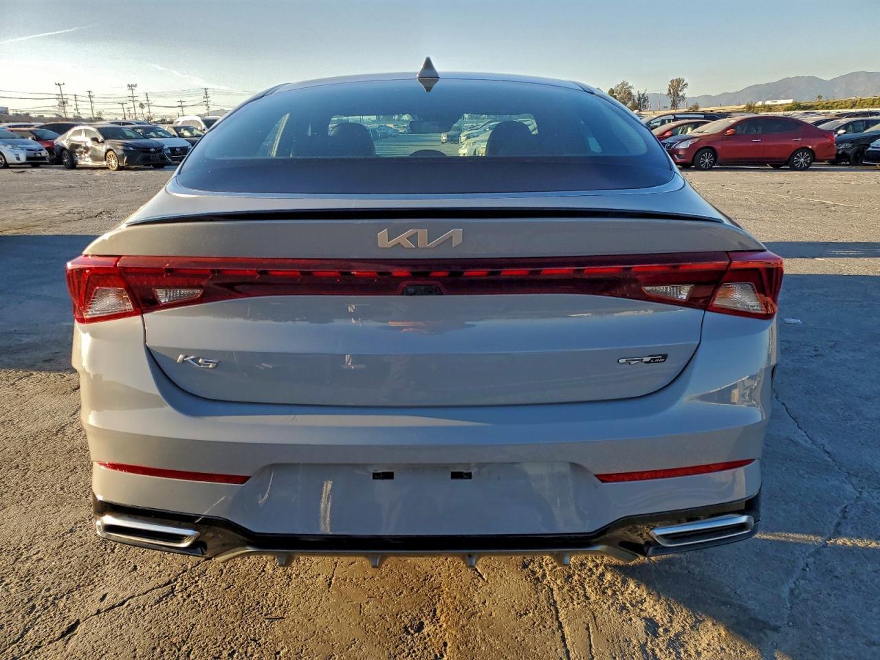 2022 KIA K5 gt Line