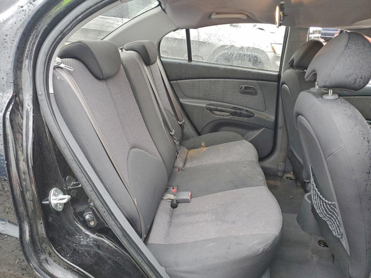 2010 KIA Rio lx