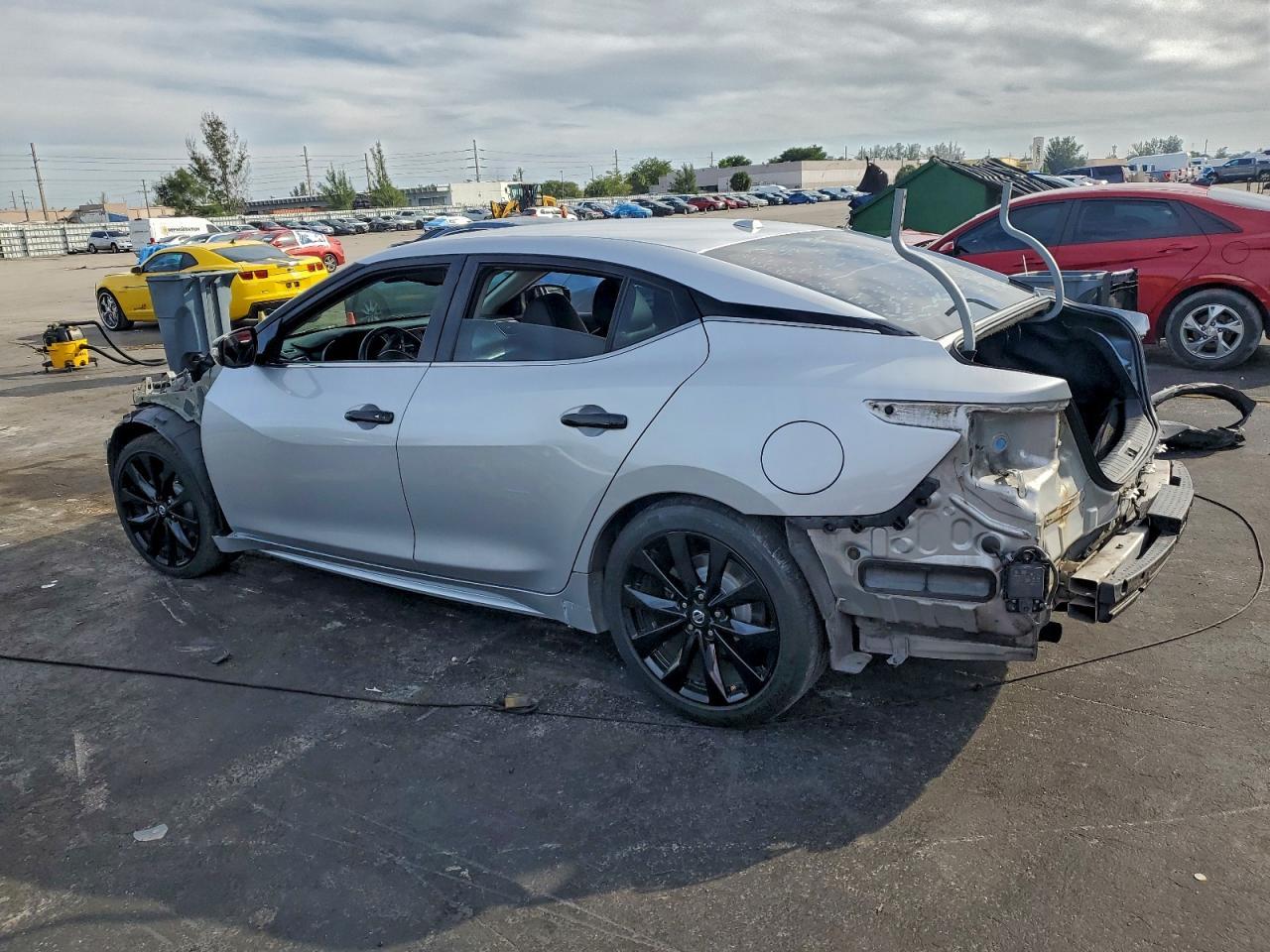 2020 Nissan Maxima sv