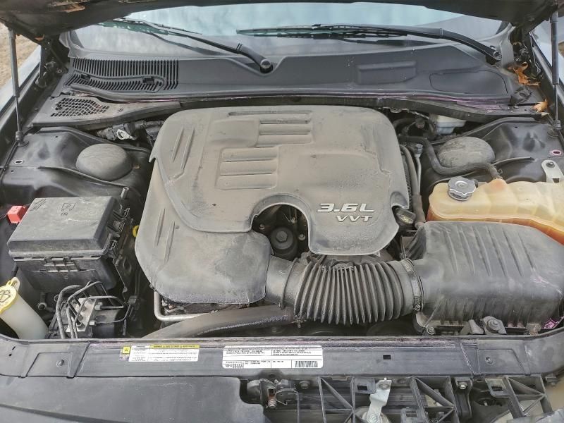 2012 Dodge Challenger sxt