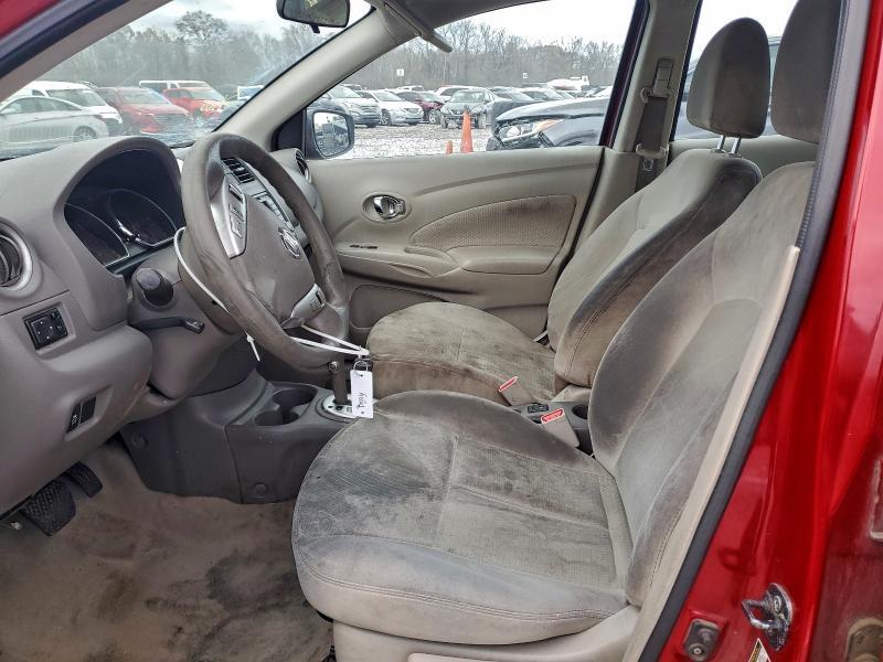 2015 Nissan Versa s