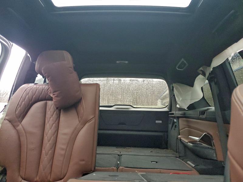 2021 BMW X7 M50i