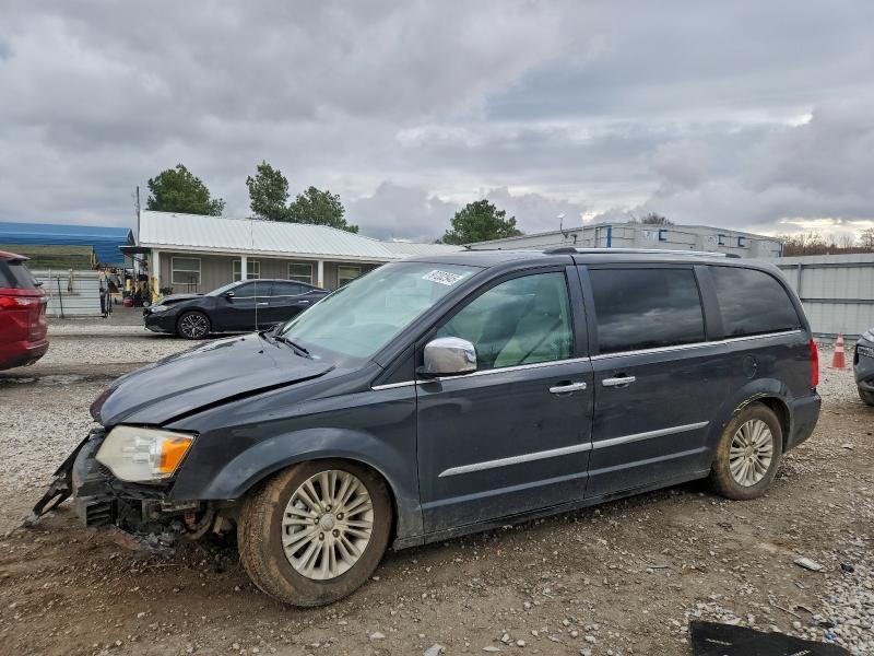 2012 Chrysler Town & Country Limited